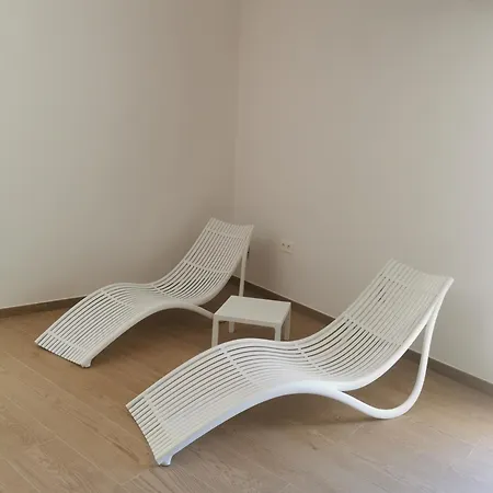 Bel Face A La Appartement